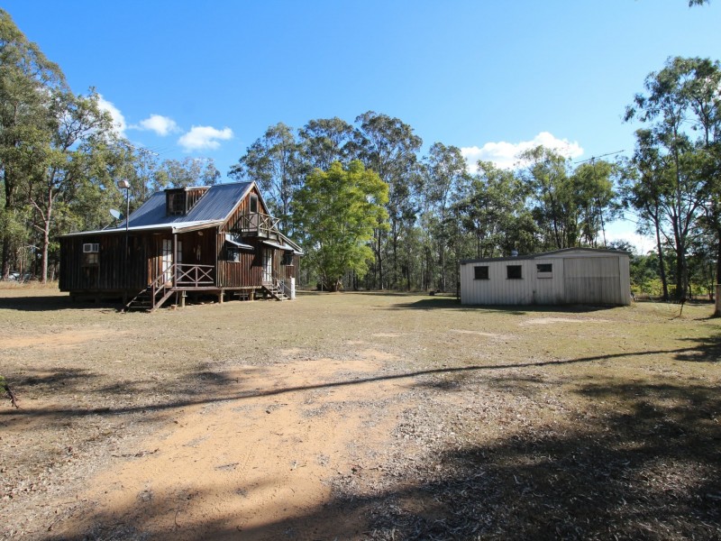 36 Pine Crescent, Esk QLD 4312