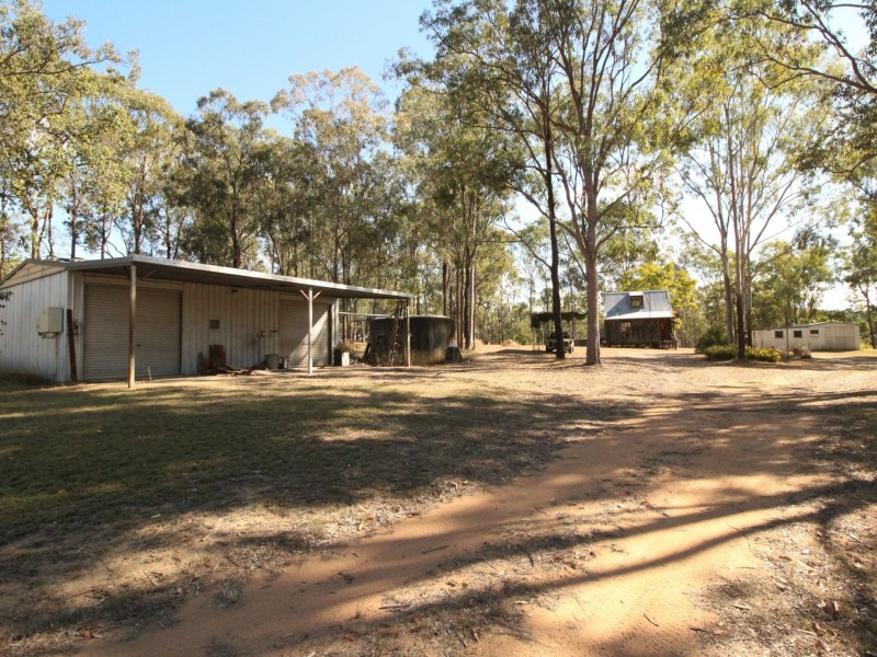 36 Pine Crescent, Esk QLD 4312