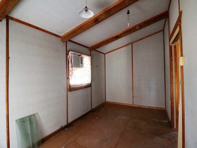 36 Pine Crescent, Esk QLD 4312