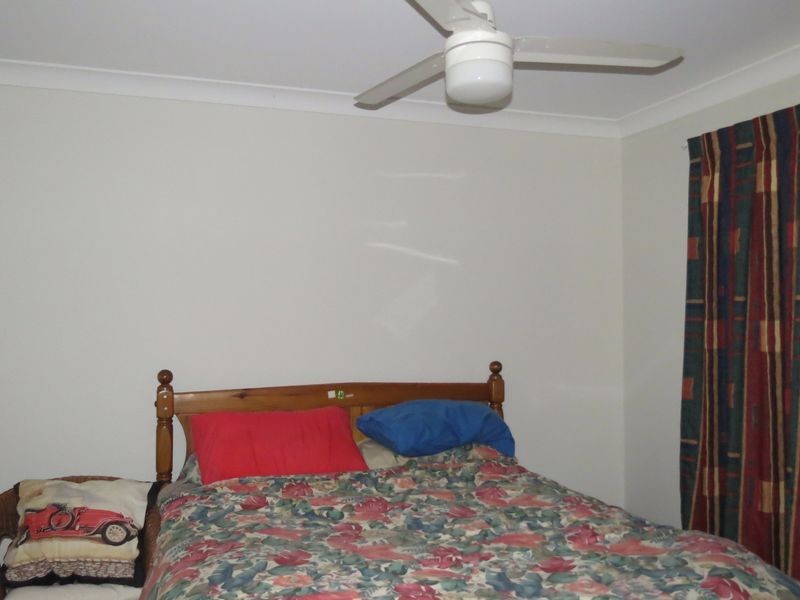 33 Middle Street, Esk QLD 4312