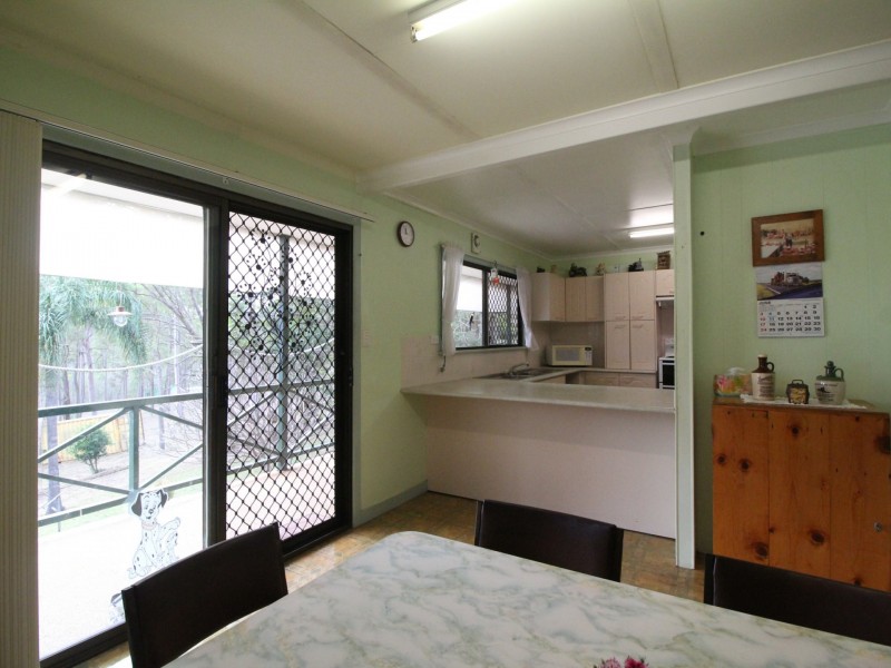 26 Lockyer View Road, Wivenhoe Pocket QLD 4306