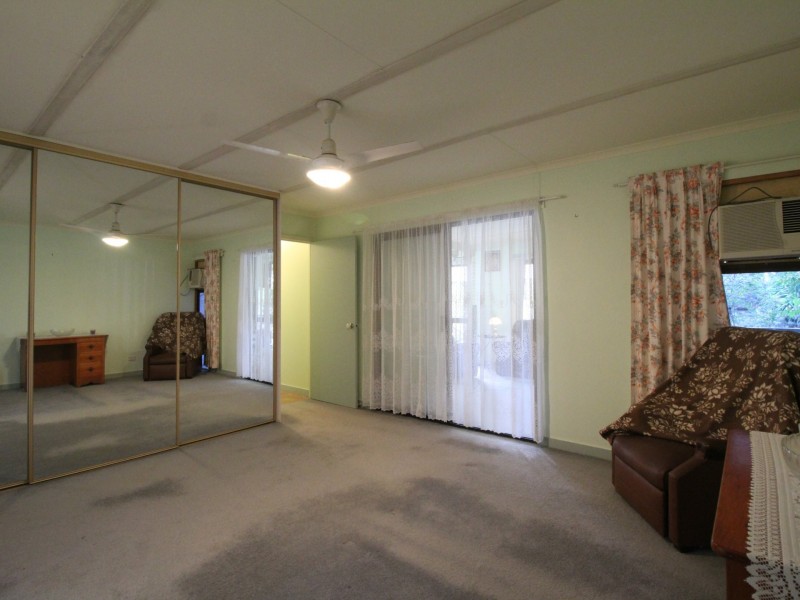 26 Lockyer View Road, Wivenhoe Pocket QLD 4306