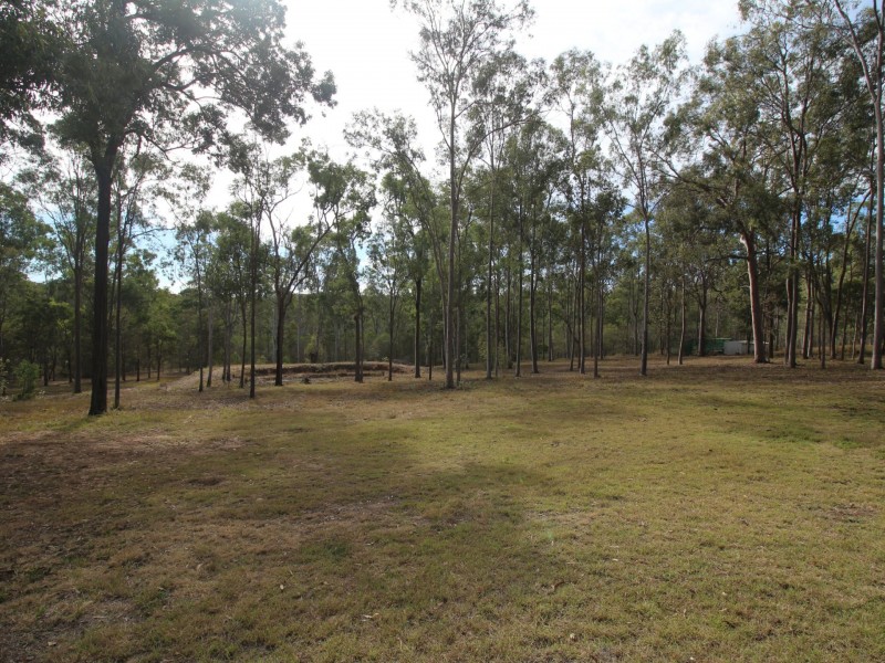 26 Lockyer View Road, Wivenhoe Pocket QLD 4306