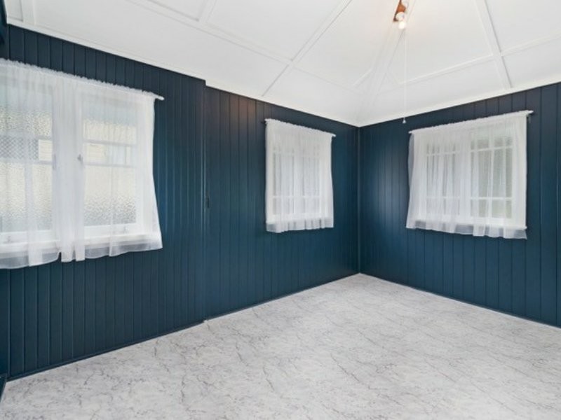 15 Ethel Street, Kilcoy QLD 4515