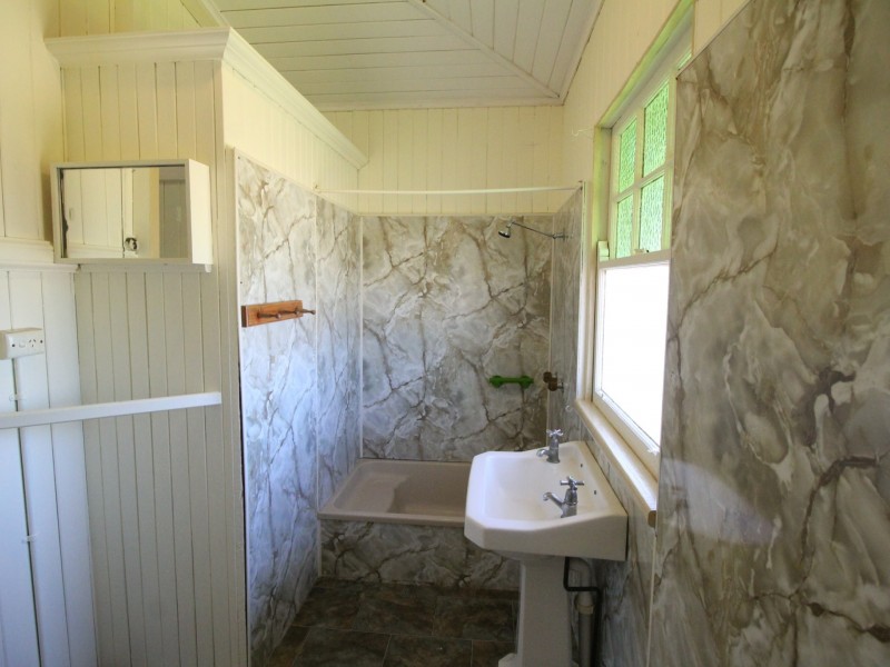 70 Daisy Road, Mount Tarampa QLD 4311