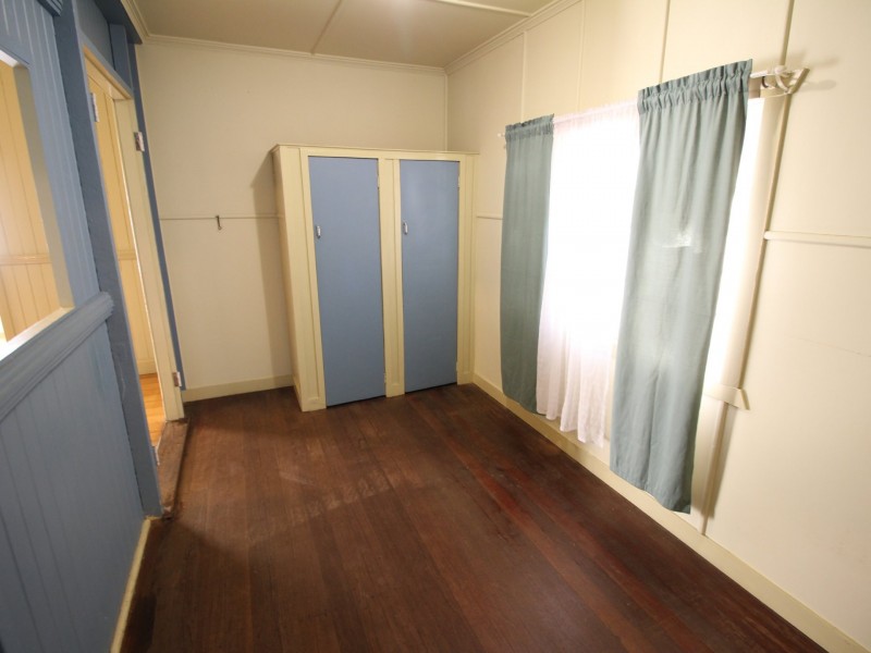 72 Ipswich Street, Esk QLD 4312