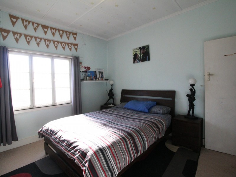 63 Kemp Street, Toogoolawah QLD 4313