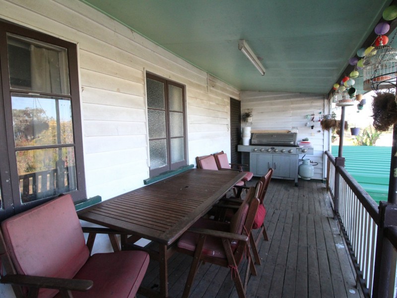63 Kemp Street, Toogoolawah QLD 4313