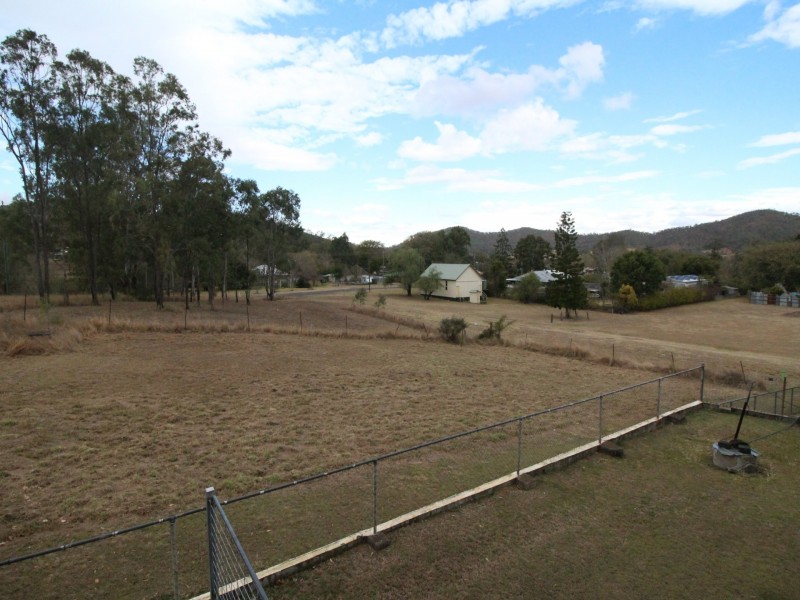 5 Stanley Street, Moore QLD 4306