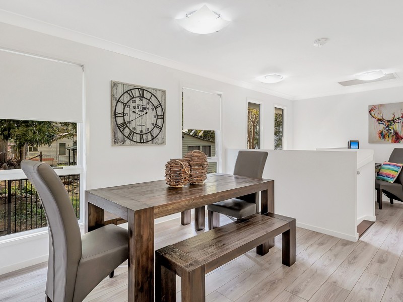 10 First Avenue, Somerset Dam QLD 4312