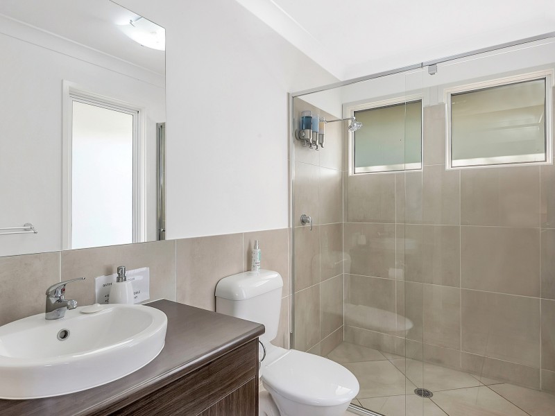 10 First Avenue, Somerset Dam QLD 4312