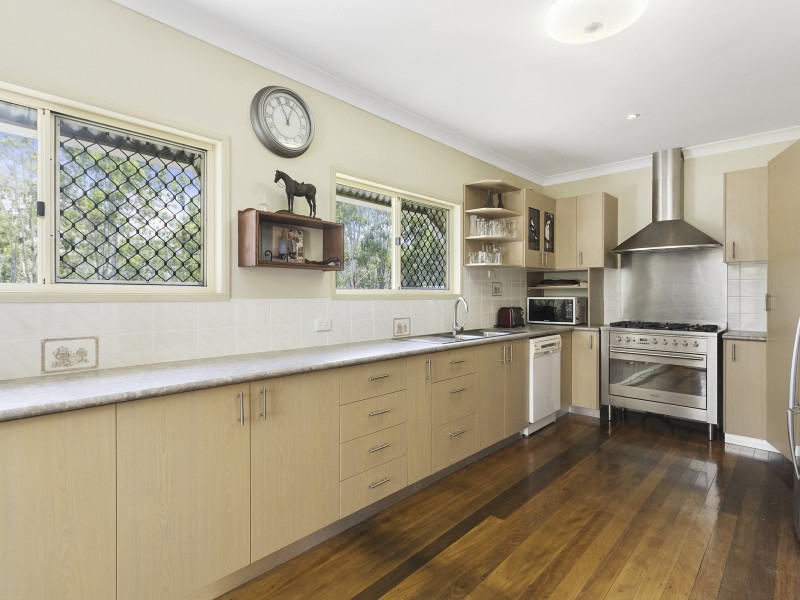 48 Elm Street, Esk QLD 4312