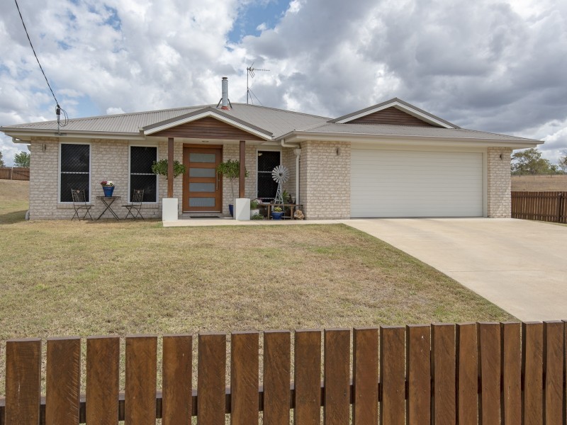 86 Fulham Street, Toogoolawah QLD 4313