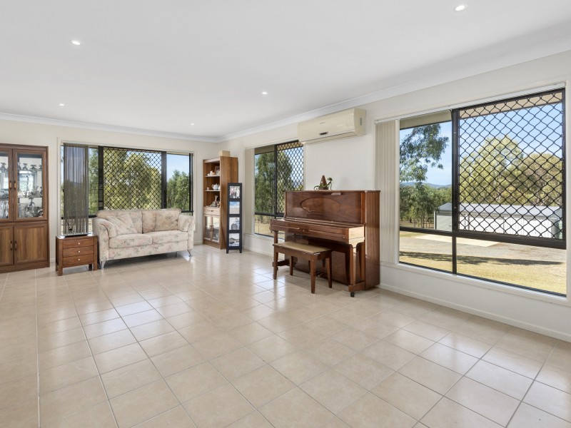 44 McConnel Street, Braemore QLD 4313