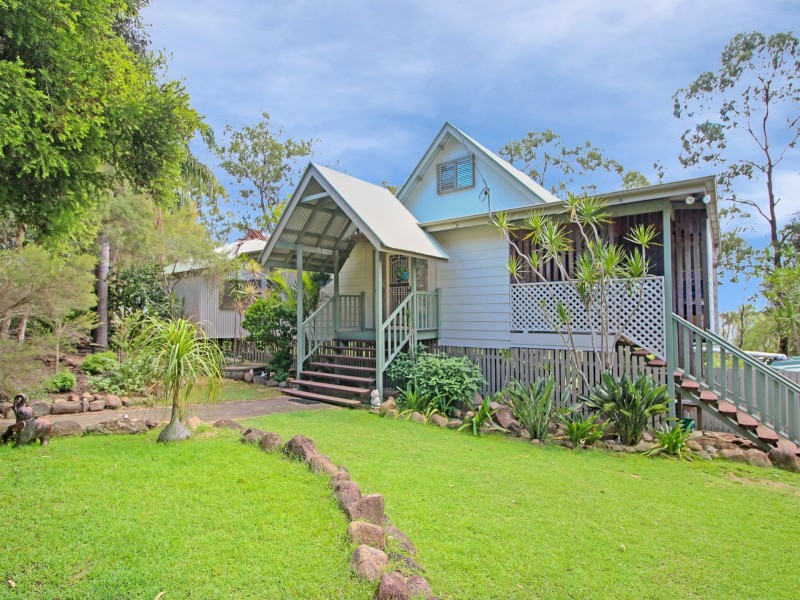 91 Lakeview Drive, Esk QLD 4312