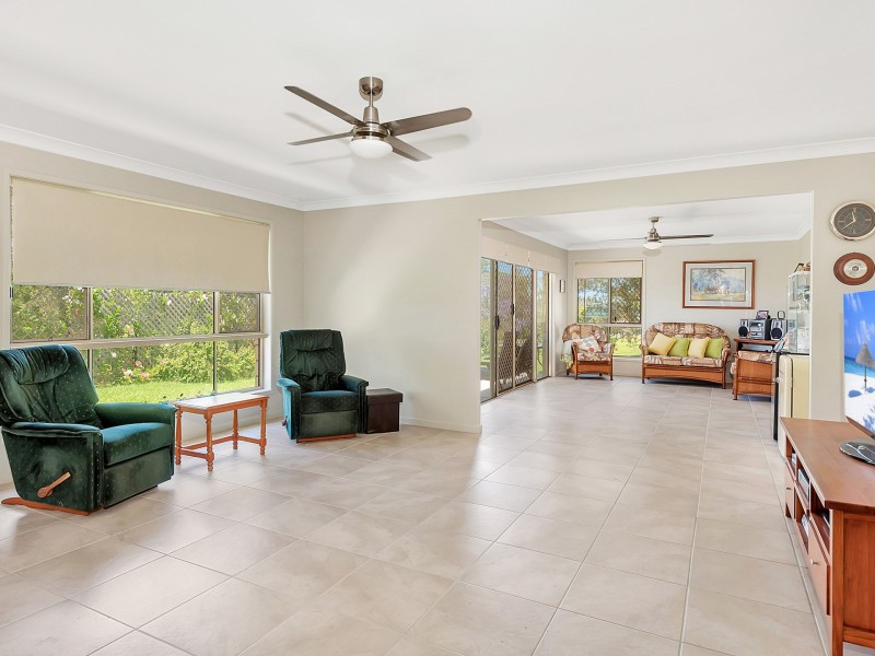 59 Bellambi Street, Toogoolawah QLD 4313