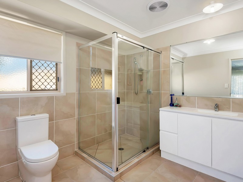 59 Bellambi Street, Toogoolawah QLD 4313