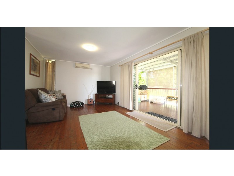 11 Alexandra Street, Toogoolawah QLD 4313