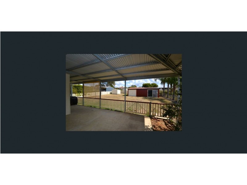11 Alexandra Street, Toogoolawah QLD 4313