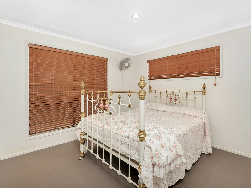 80 Mackenzie Lane, Redbank Creek QLD 4312