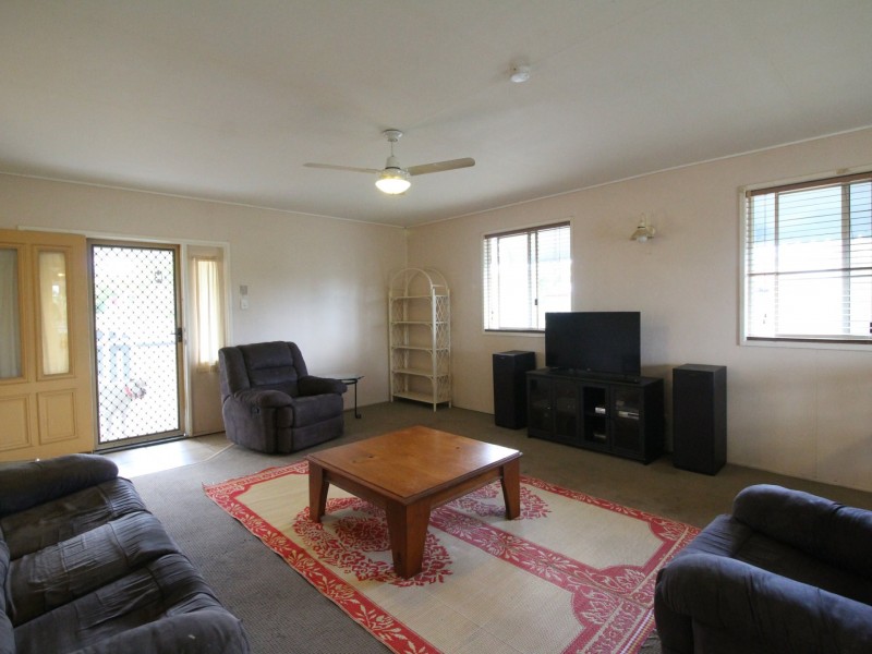 14 Mangerton Street, Toogoolawah QLD 4313