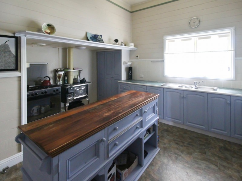 8563 D’Aguilar Highway, Moore QLD 4306