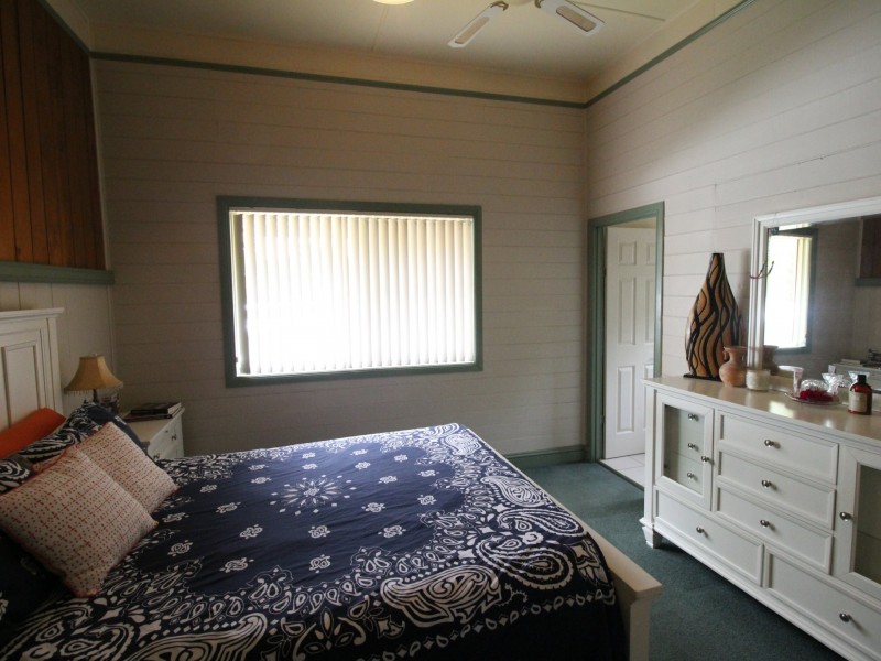 8563 D’Aguilar Highway, Moore QLD 4306