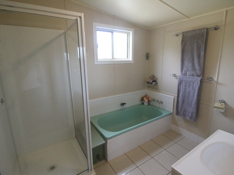 8563 D’Aguilar Highway, Moore QLD 4306