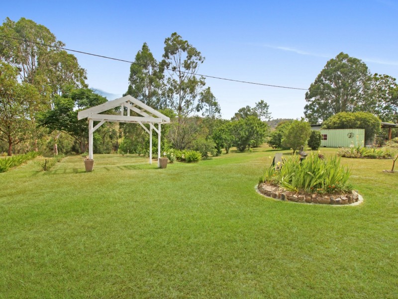 8563 D’Aguilar Highway, Moore QLD 4306