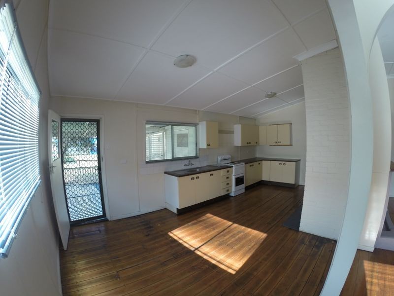 1a Pryde Street, Esk QLD 4312