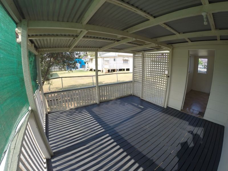 1a Pryde Street, Esk QLD 4312