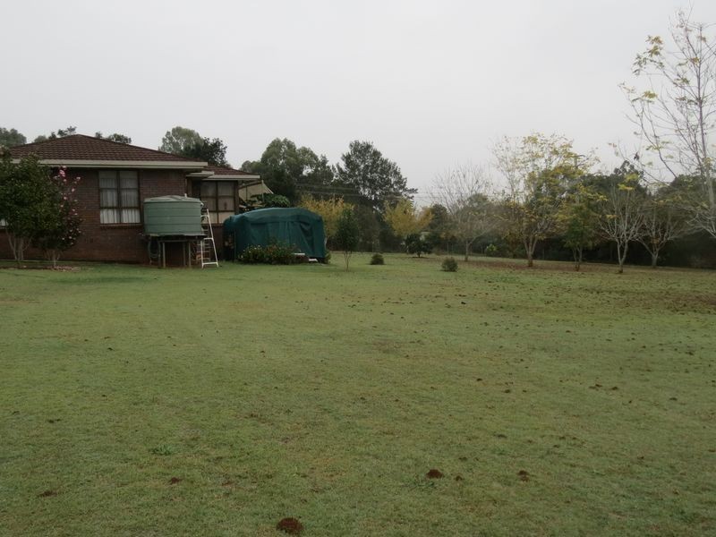 11 Brough Court, Esk QLD 4312