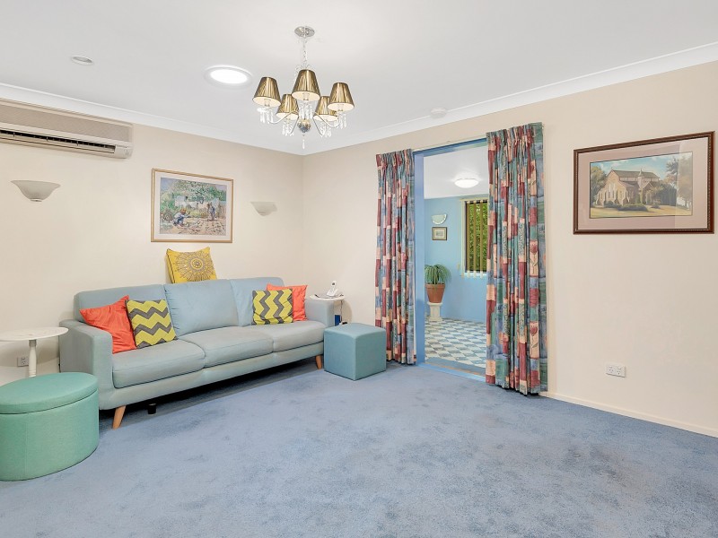 11 Elizabeth Street, Esk QLD 4312