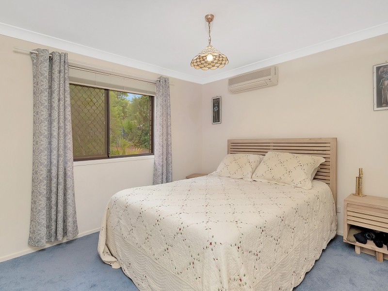 11 Elizabeth Street, Esk QLD 4312