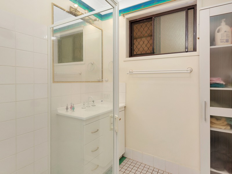 11 Elizabeth Street, Esk QLD 4312