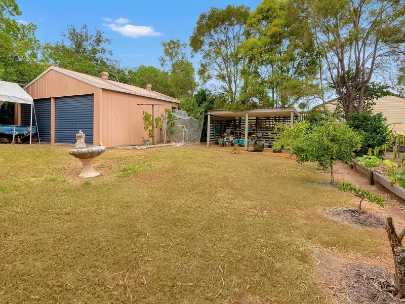 11 Elizabeth Street, Esk QLD 4312