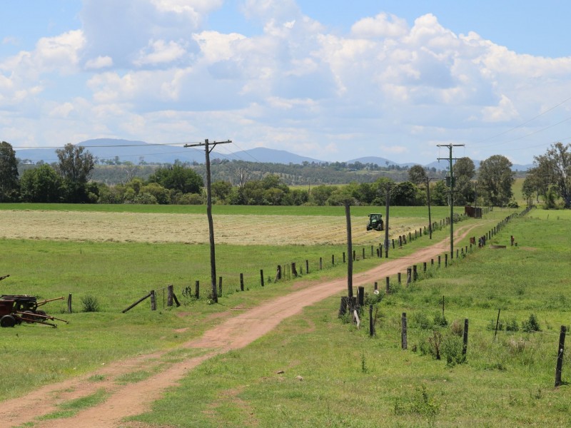 37 Golinskis Lane, Biarra QLD 4313