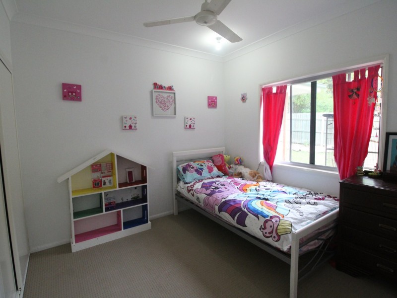 78 Middle Street, Esk QLD 4312