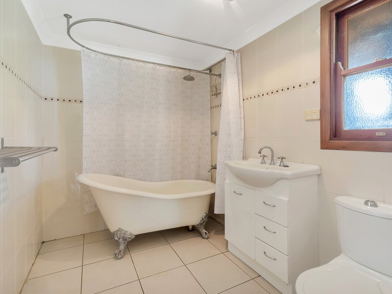 6 Cameron Road, Coominya QLD 4311