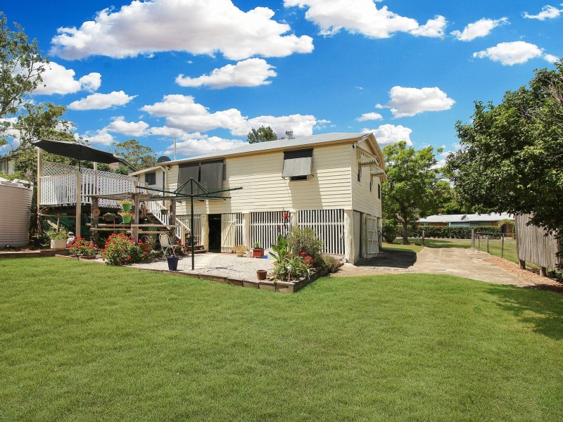 21 William Street, Linville QLD 4306