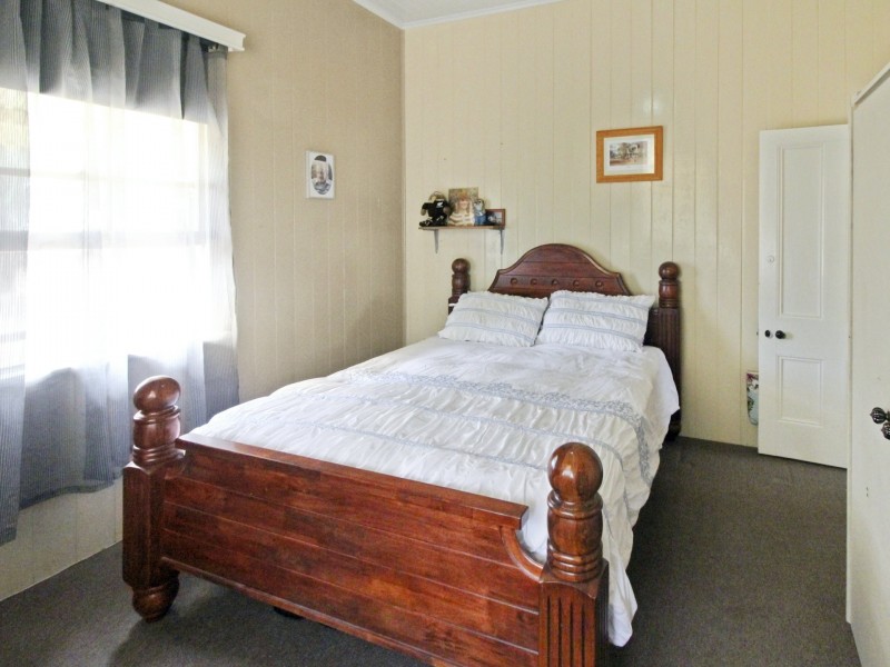 14 George Street, Toogoolawah QLD 4313