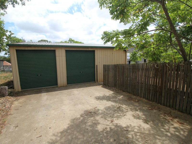35 Down Street, Esk QLD 4312