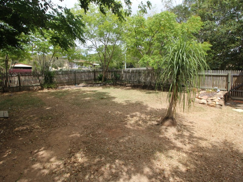 35 Down Street, Esk QLD 4312