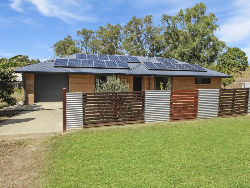 101 Fulham Street, Toogoolawah QLD 4313