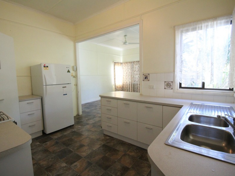 56 Fulham Street, Toogoolawah QLD 4313