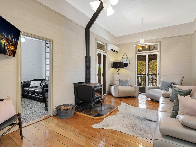 19 Highland Street, Esk QLD 4312