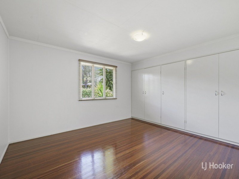 24 Sutton Street, Blackbutt QLD 4306