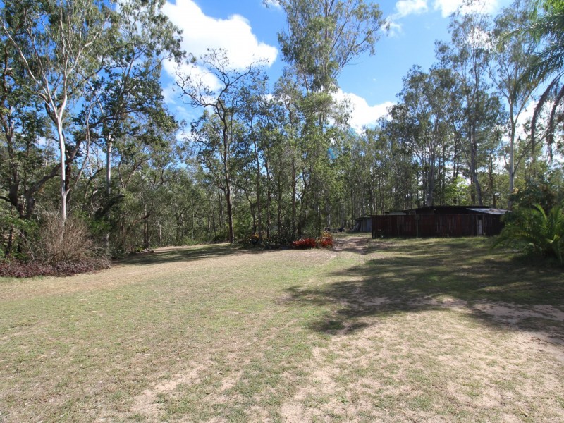 80 Pine Crescent, Esk QLD 4312