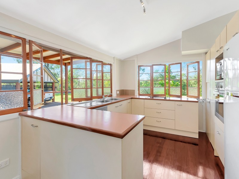 37 Applewoods Lane, Fernvale QLD 4306
