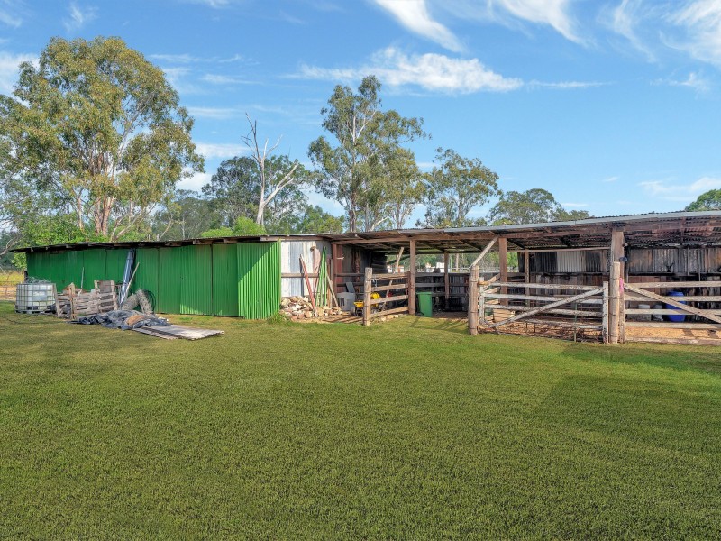 90 Baisdens Lane, Toogoolawah QLD 4313